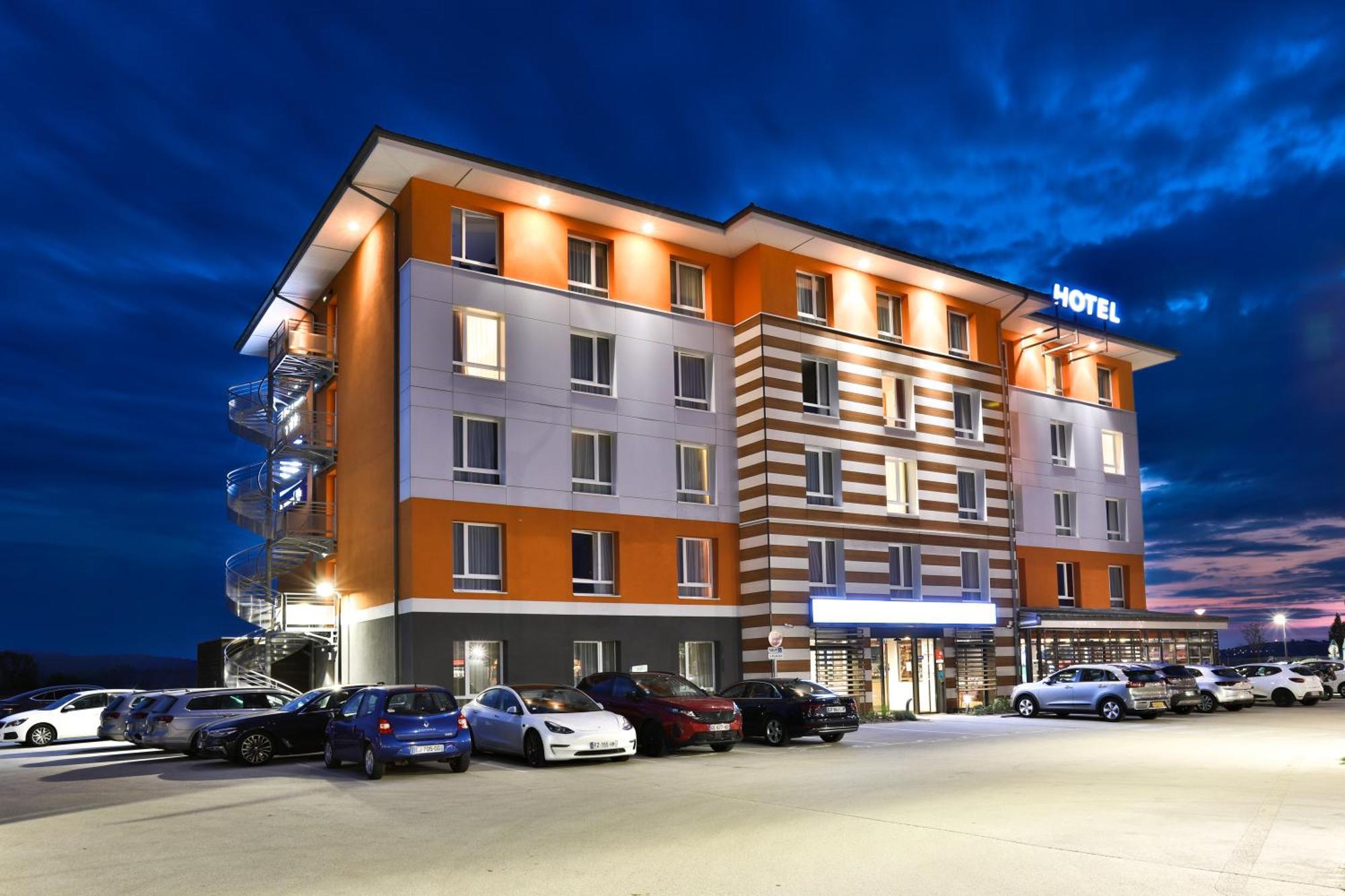 Kyriad Pontarlier Exterior photo