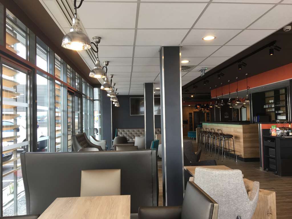 Kyriad Pontarlier Restaurant photo